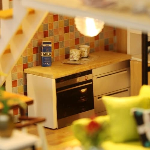 DIY Miniature Dollhouse Kit - Happiness Ice Cream Shop 1:24