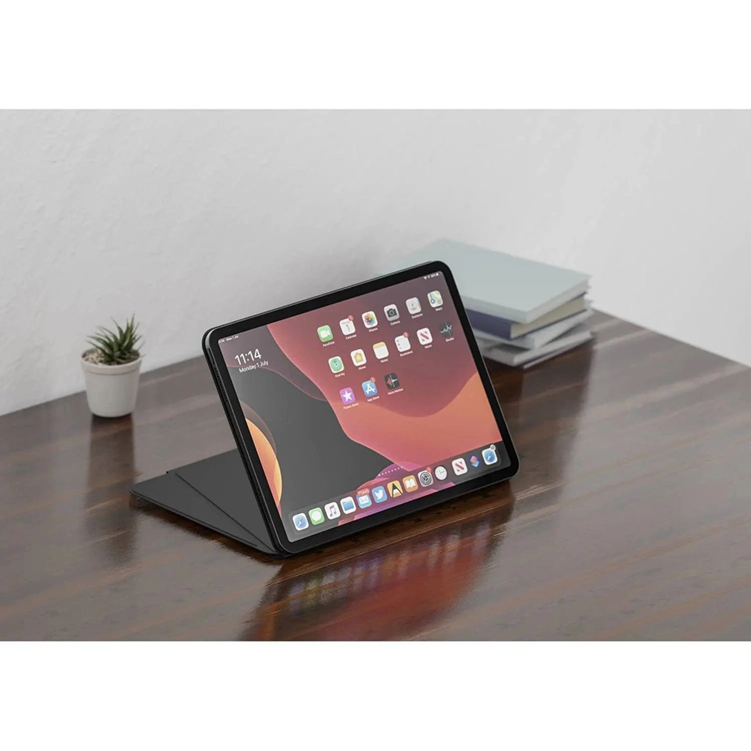 Folio Case with Adjustable Height and Magnetic Closure for iPad Pro 11-inch (2024)