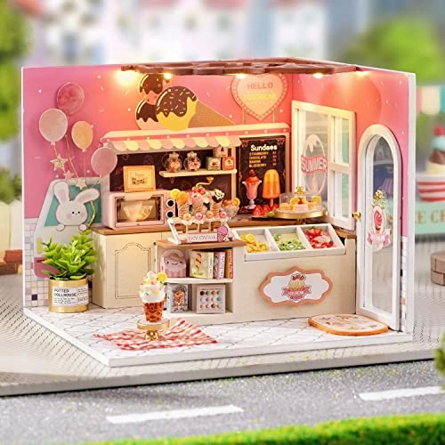 DIY Miniature Dollhouse Kit - Warm Moment 1:24