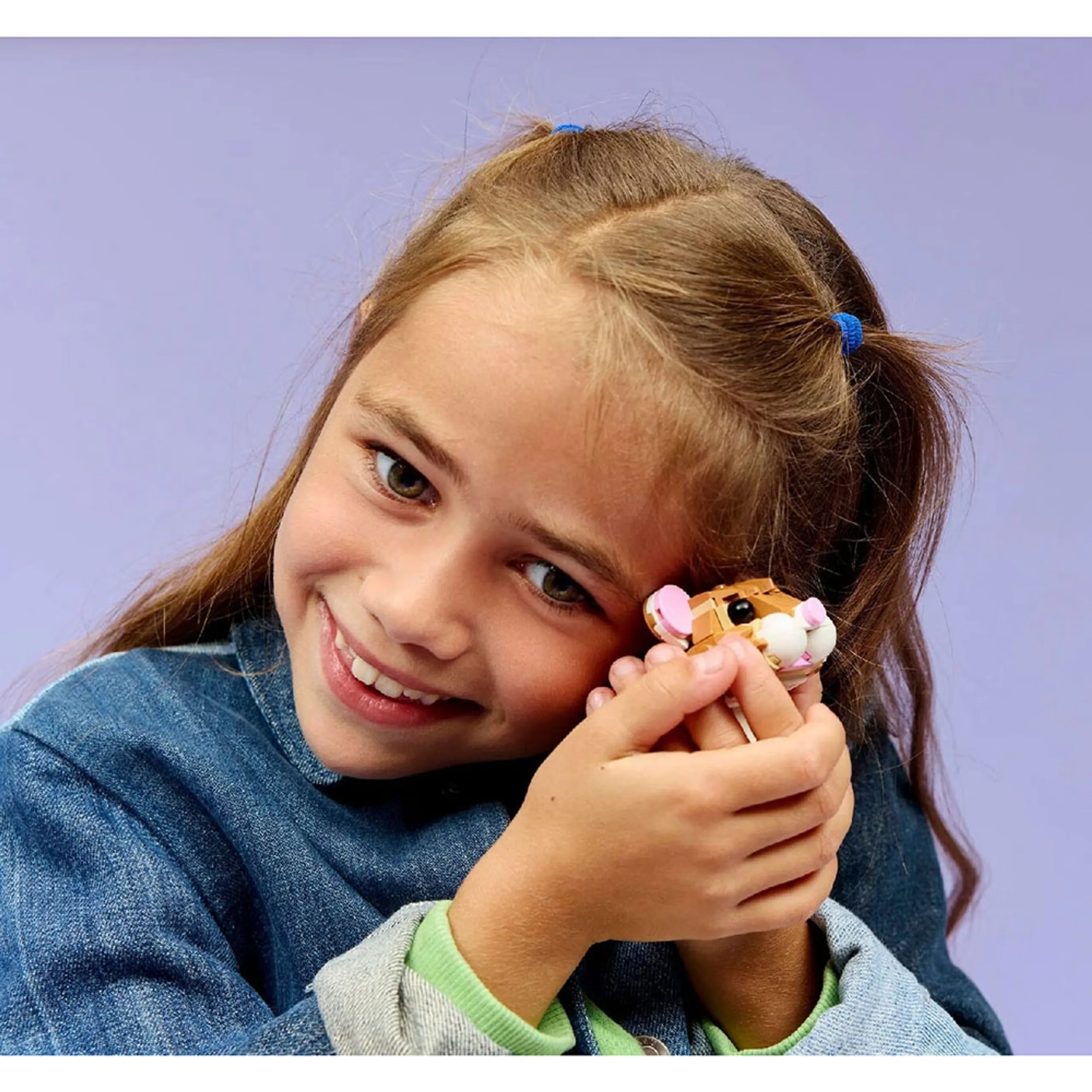 Cute Hamster with a Flower (31376) - 3in1