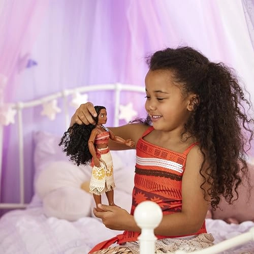 Moana Doll - 11 Inches Includes Brush