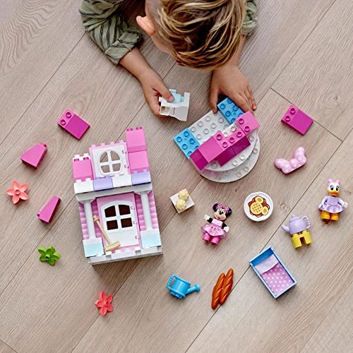 Disney Minnie’s House and Café (10942)