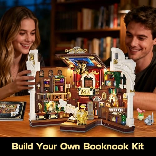 Dinosaur Museum Book Nook - 1100 pcs