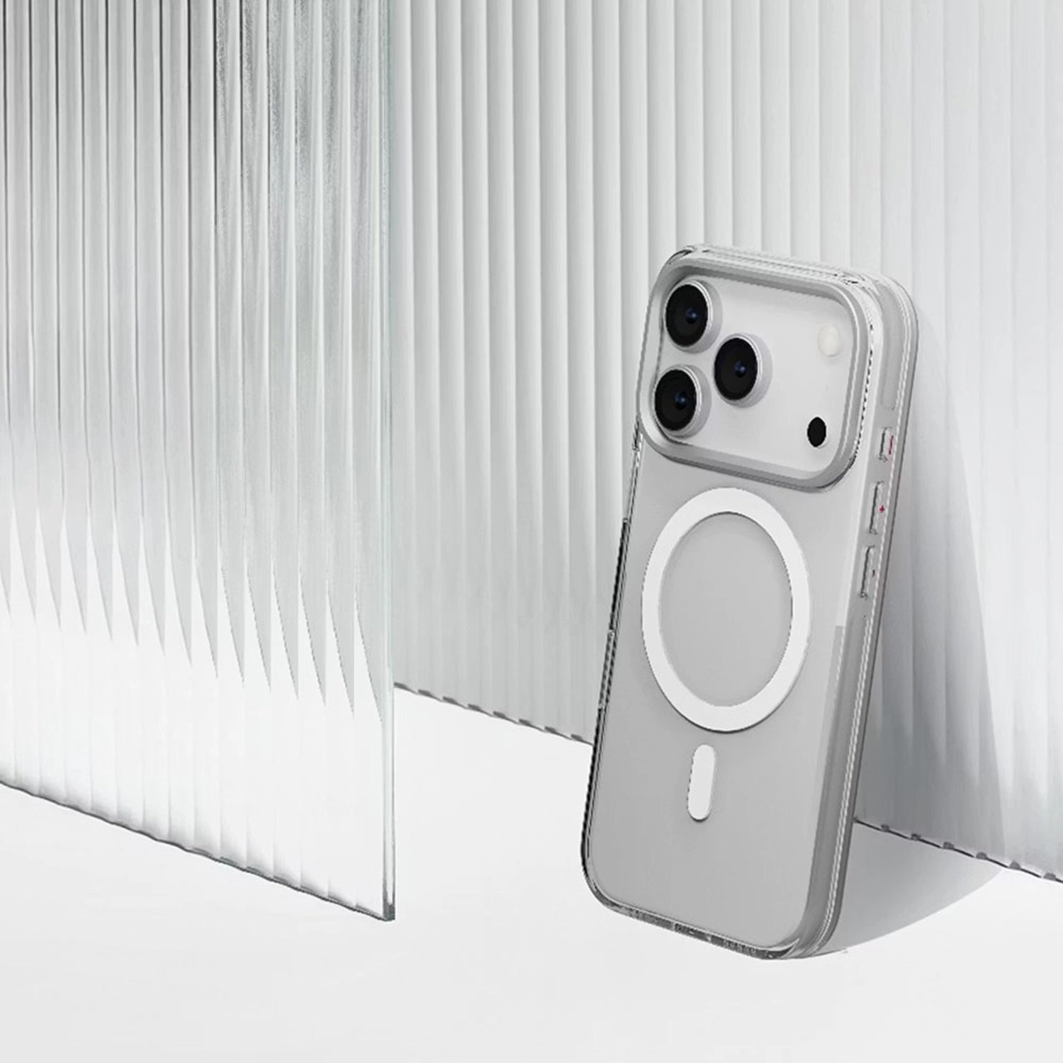 Allure Hard Case with MagSafe for Apple iPhone 17 Pro