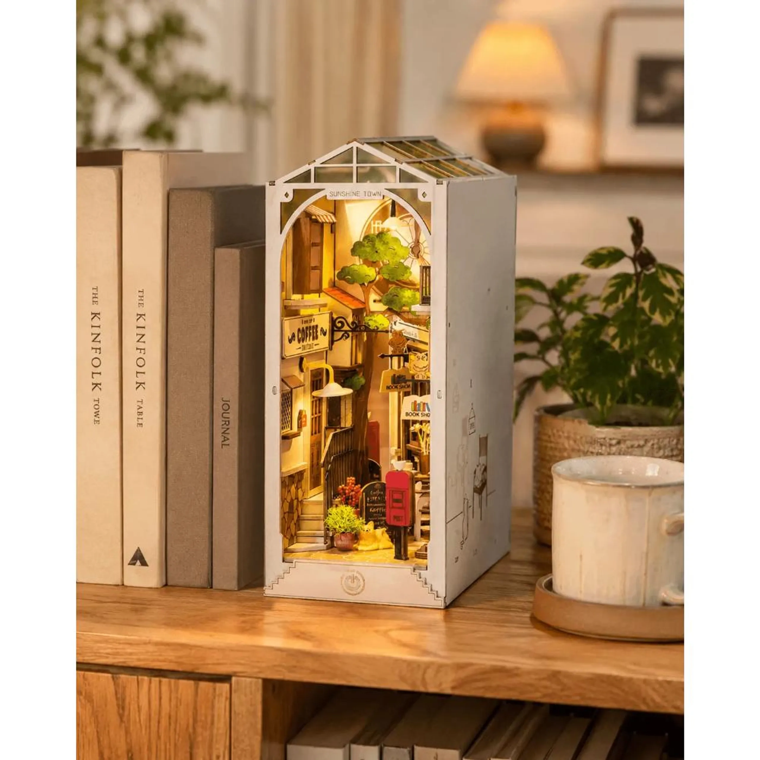 Book Nook Sunshine Town - 246 Pc