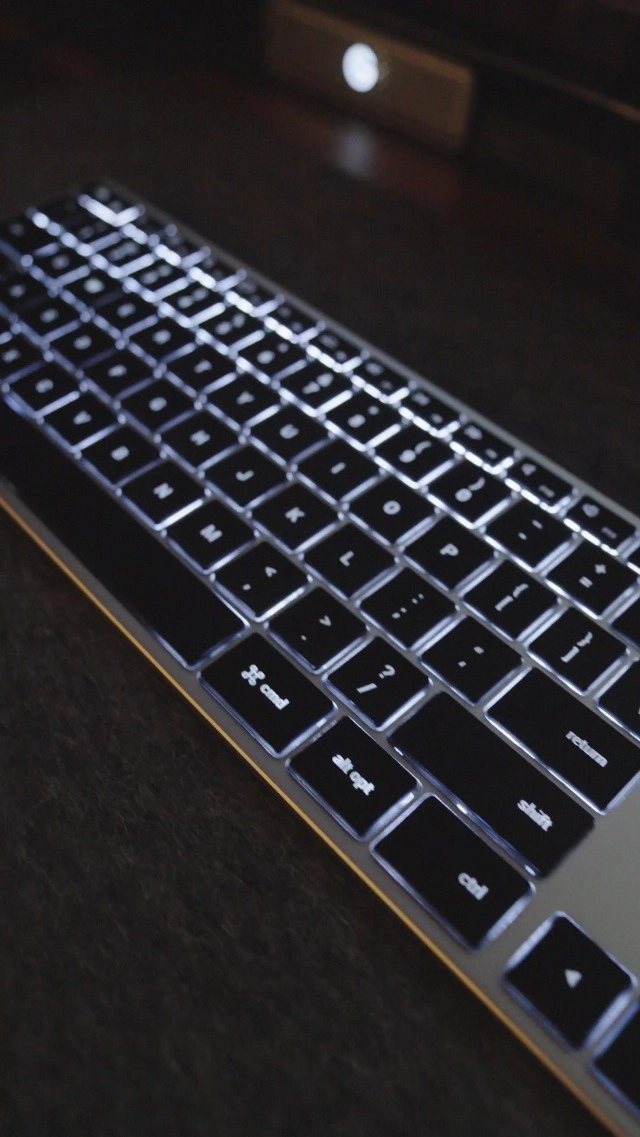 Slim X3 Bluetooth Backlit Keyboard - Wired/Wireless