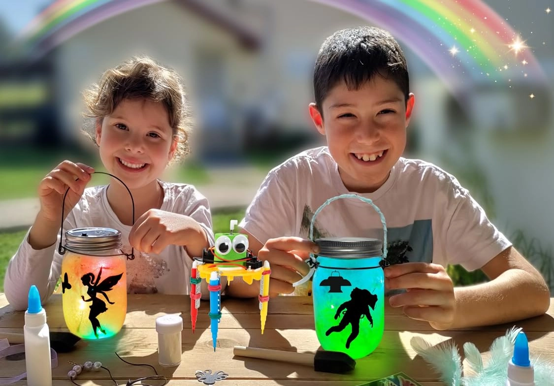 Space Night Light & DIY Robotic Kit - STEM