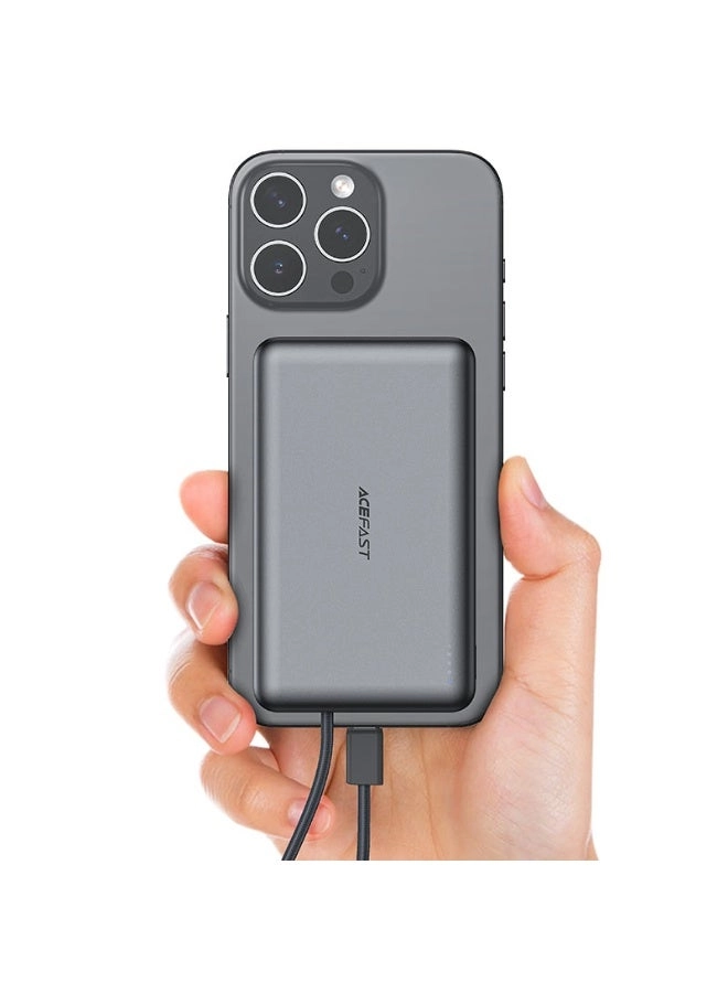 M18 - 10000 mAh 22.5 W Fast-Charging Qi Wireless Charging