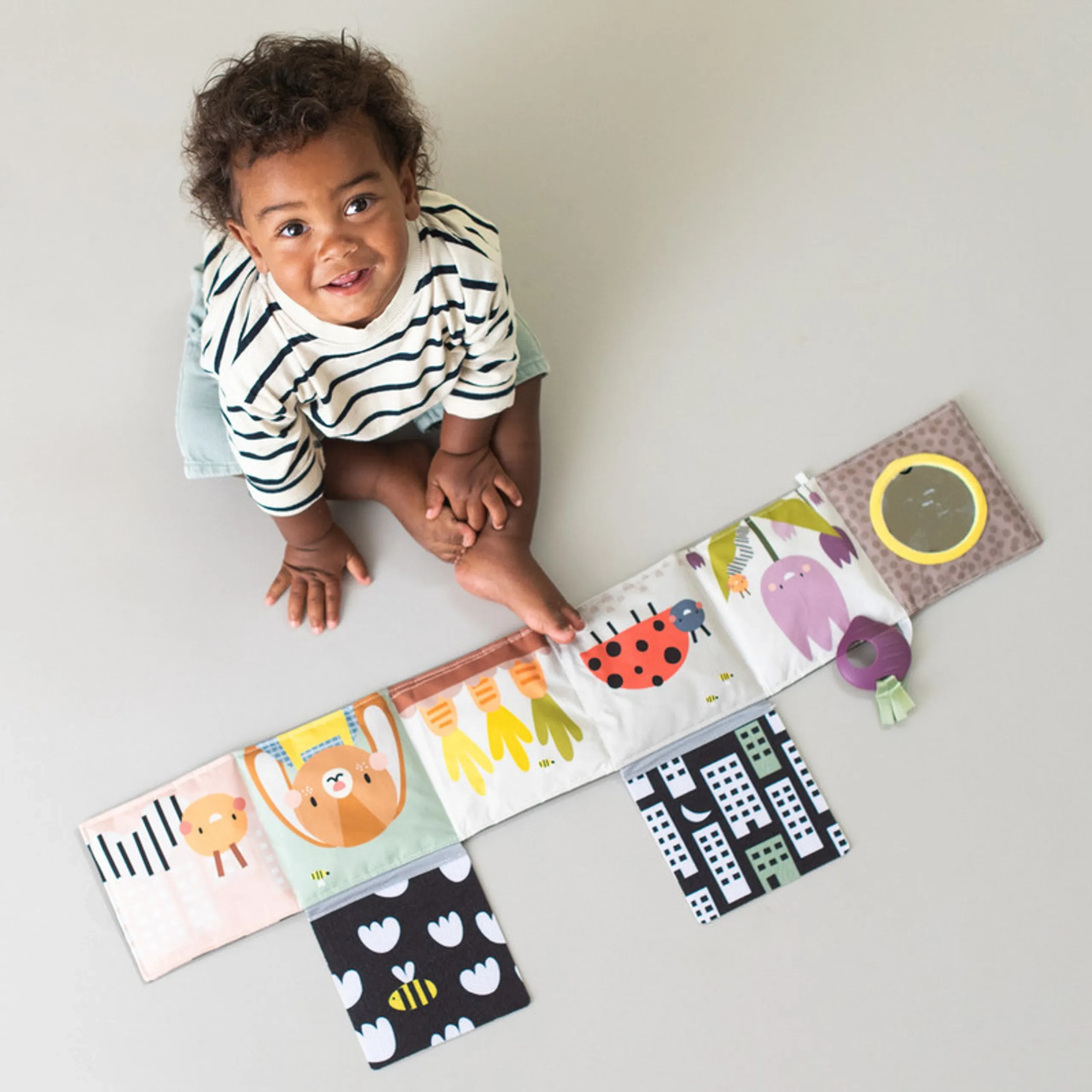 Urban Garden Pram Fabric Book - 0 months+