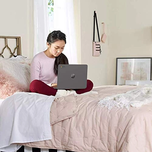 14 inch Chromebook - 14'' Celeron 4GB 32GB eMMC