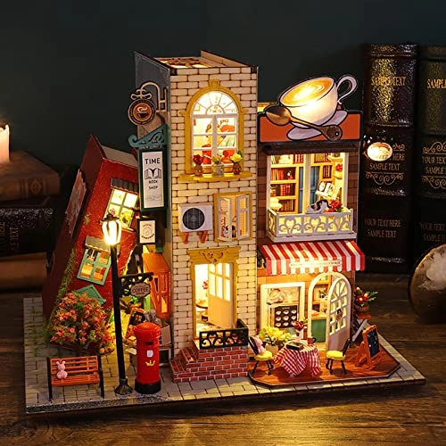 Miniature Dollhouse - Book & Coffee