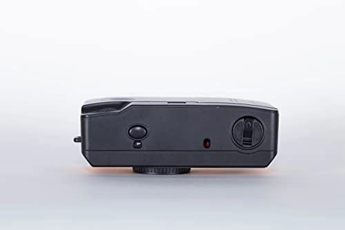 Ultra F9 - 31mm Film Camera Focus Free Built-In Flash
