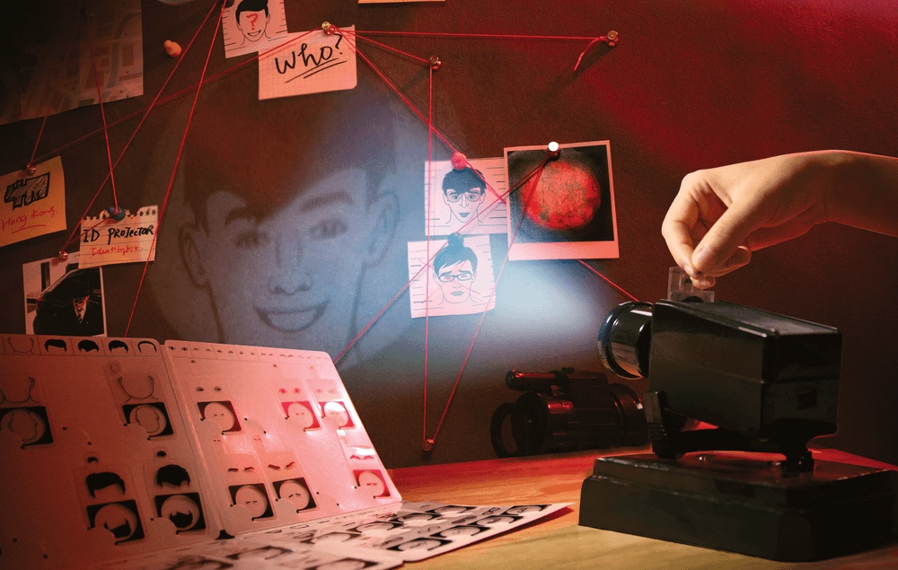 KidzLabs Identikit Projector Kit - Science