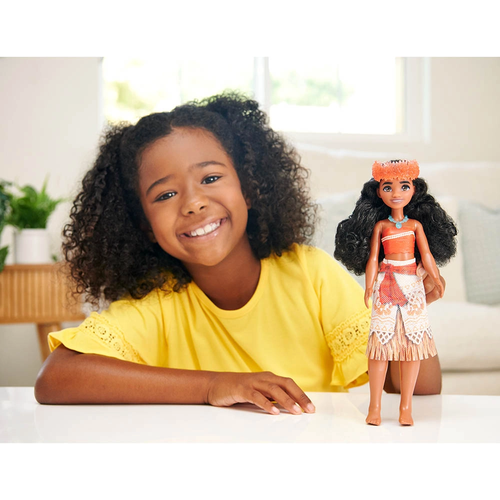 Moana Fashion Core Doll - Posable Ages 3+