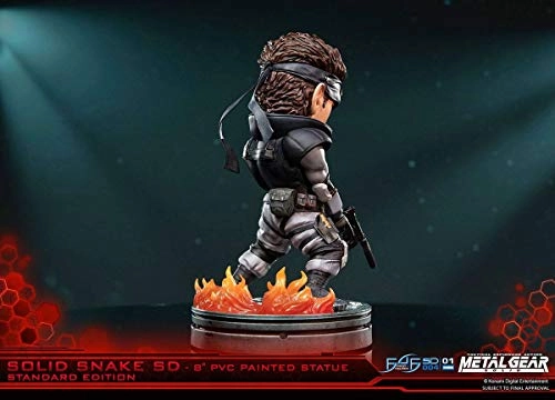 Solid Snake - Metal Gear Solid SD EXCLUSIVE (20.32 cm) (Collectable)