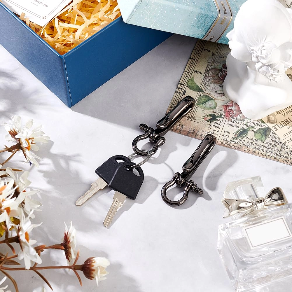 Fish Hook Keychain - Car