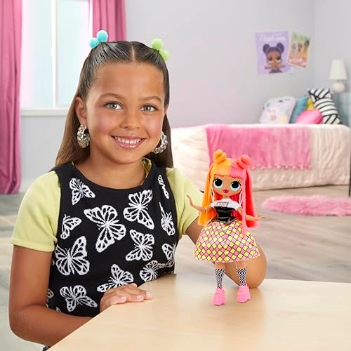 Neonlicious Fashion Doll - 11.5 inches 15 Surprises