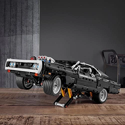 Fast and Furious Dom’s Dodge Charger (42111)