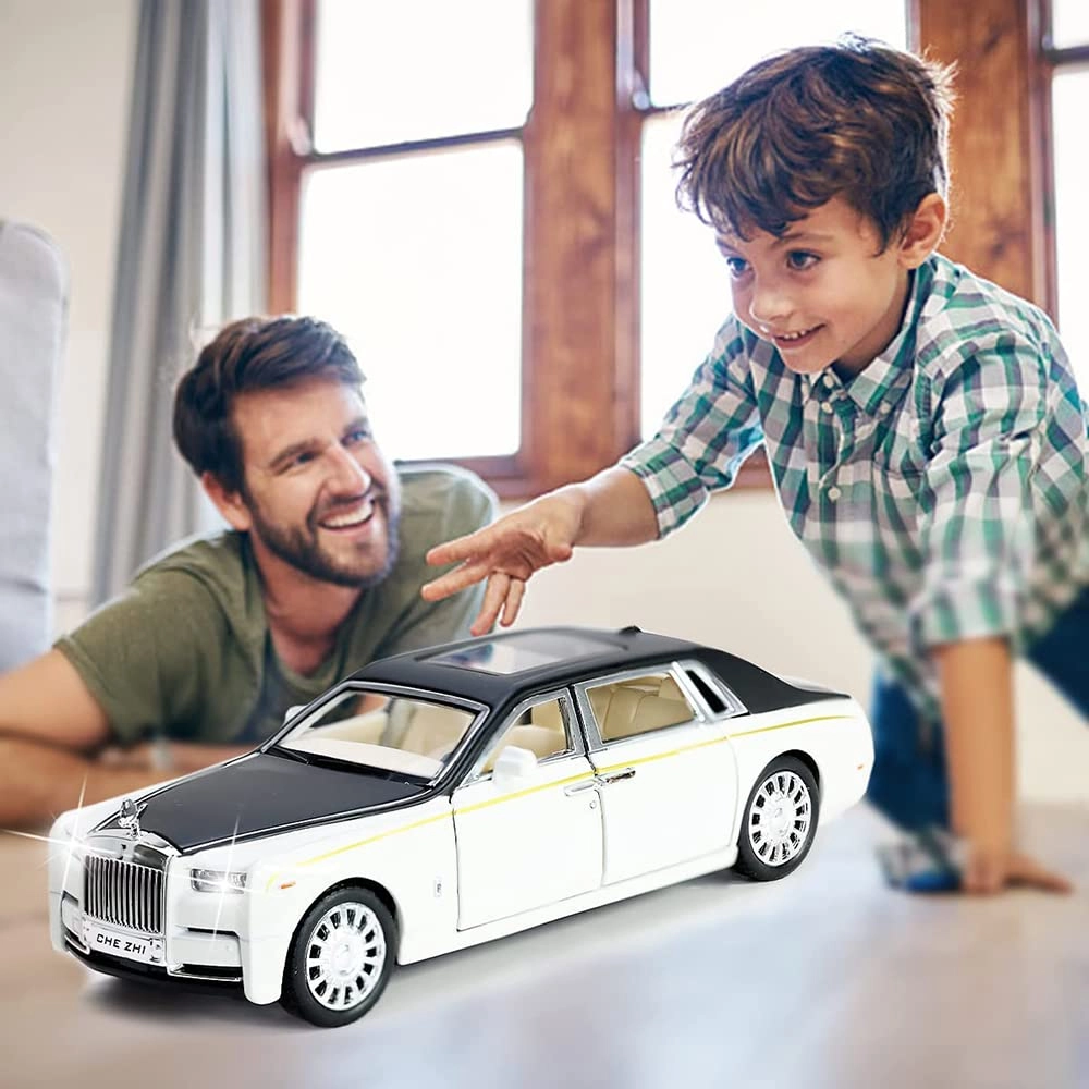 Rolls Royce Phantom - 1:32 1.00 Count