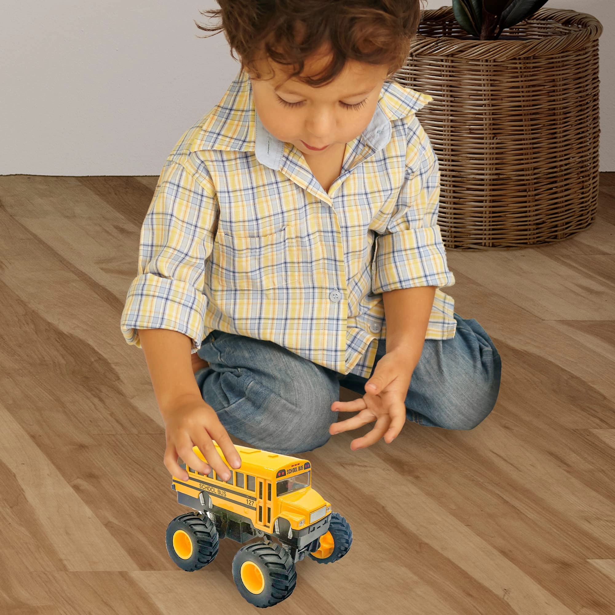 Monster School Bus - 1 pcs