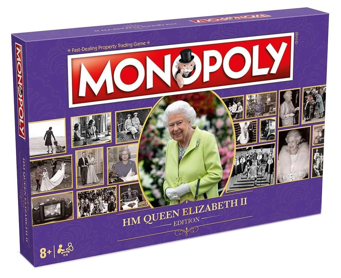 Winning Moves Monopoly: HM Queen Elizabeth II