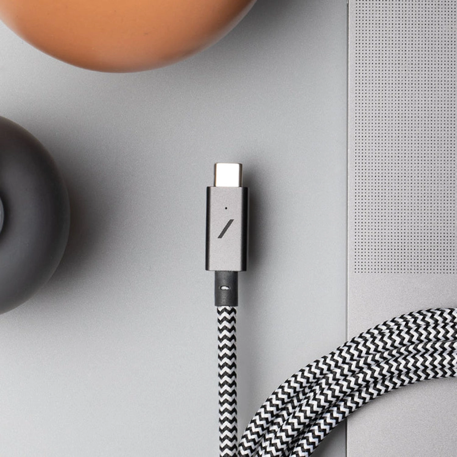 Belt Cable Pro Cable 240W USB-C to USB-C 2.4m Braided
