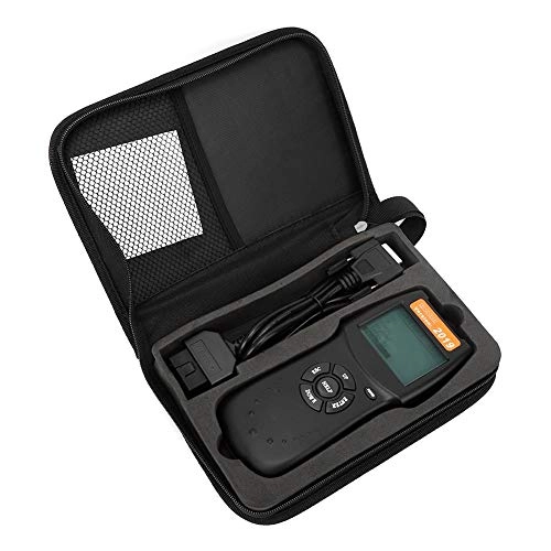 D900