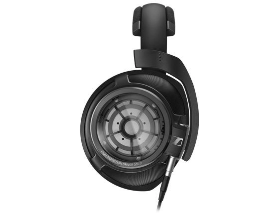 HD 820 Wired Headphone