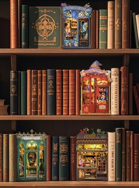 Book Nook Kit - Fantasy Plant Shop