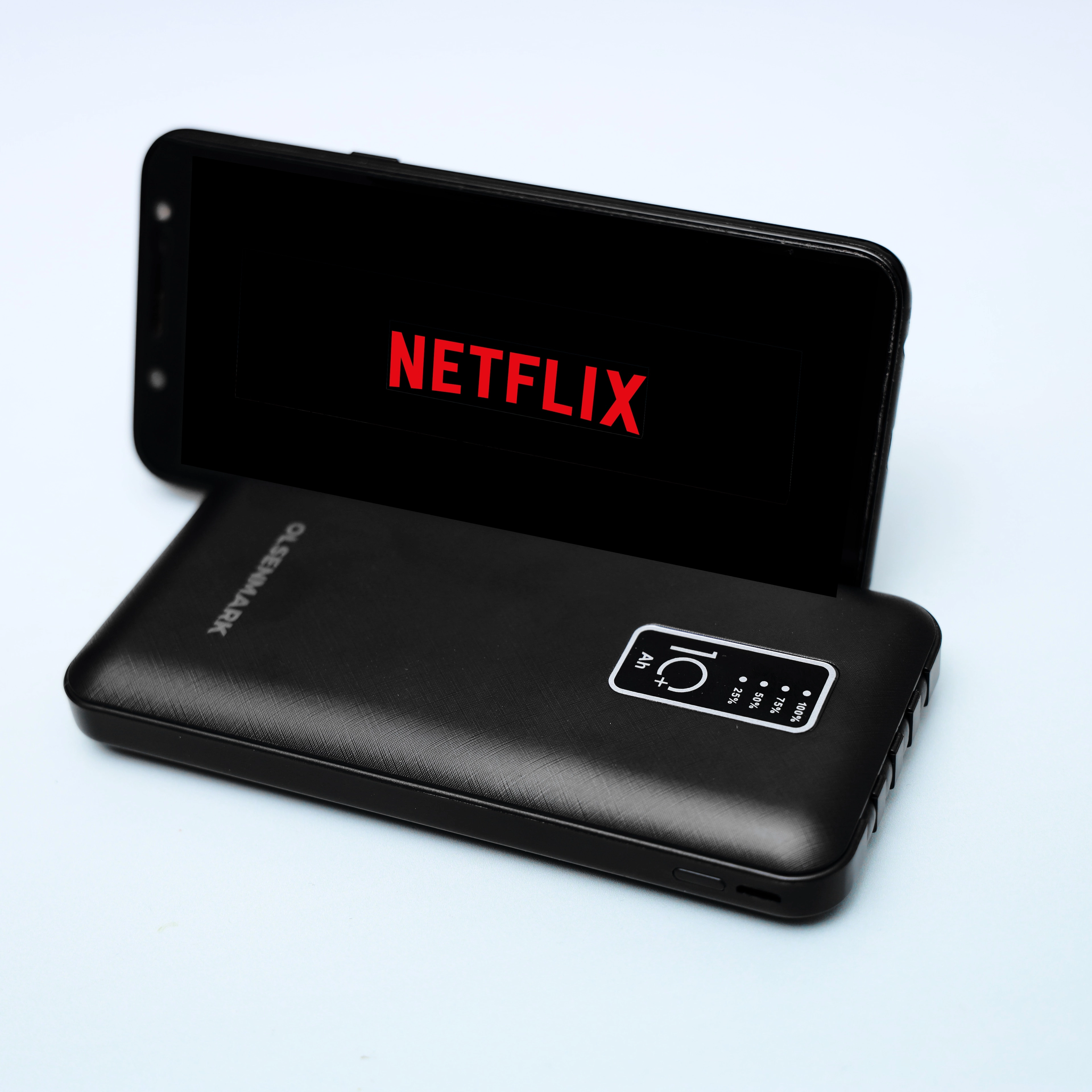 Olsenmark Middle East L.L.C OMPB1819 - 10000 mAh Quick Charge