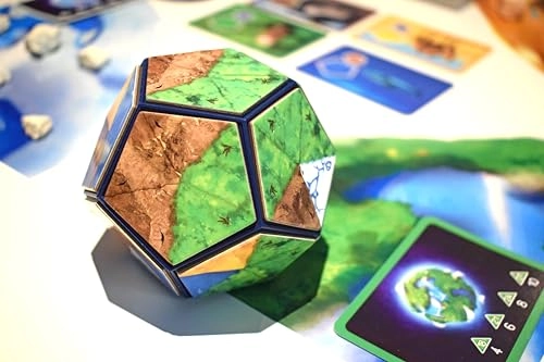 Planet - Strategy Board Game