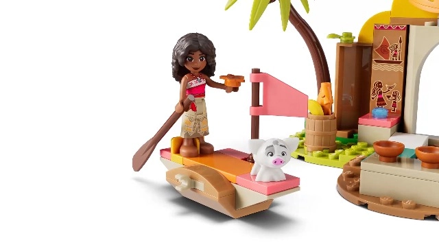 Disney Village House & Boat (43282)
