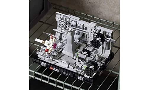 Star Wars Death Star Trench Run Diorama (75329)