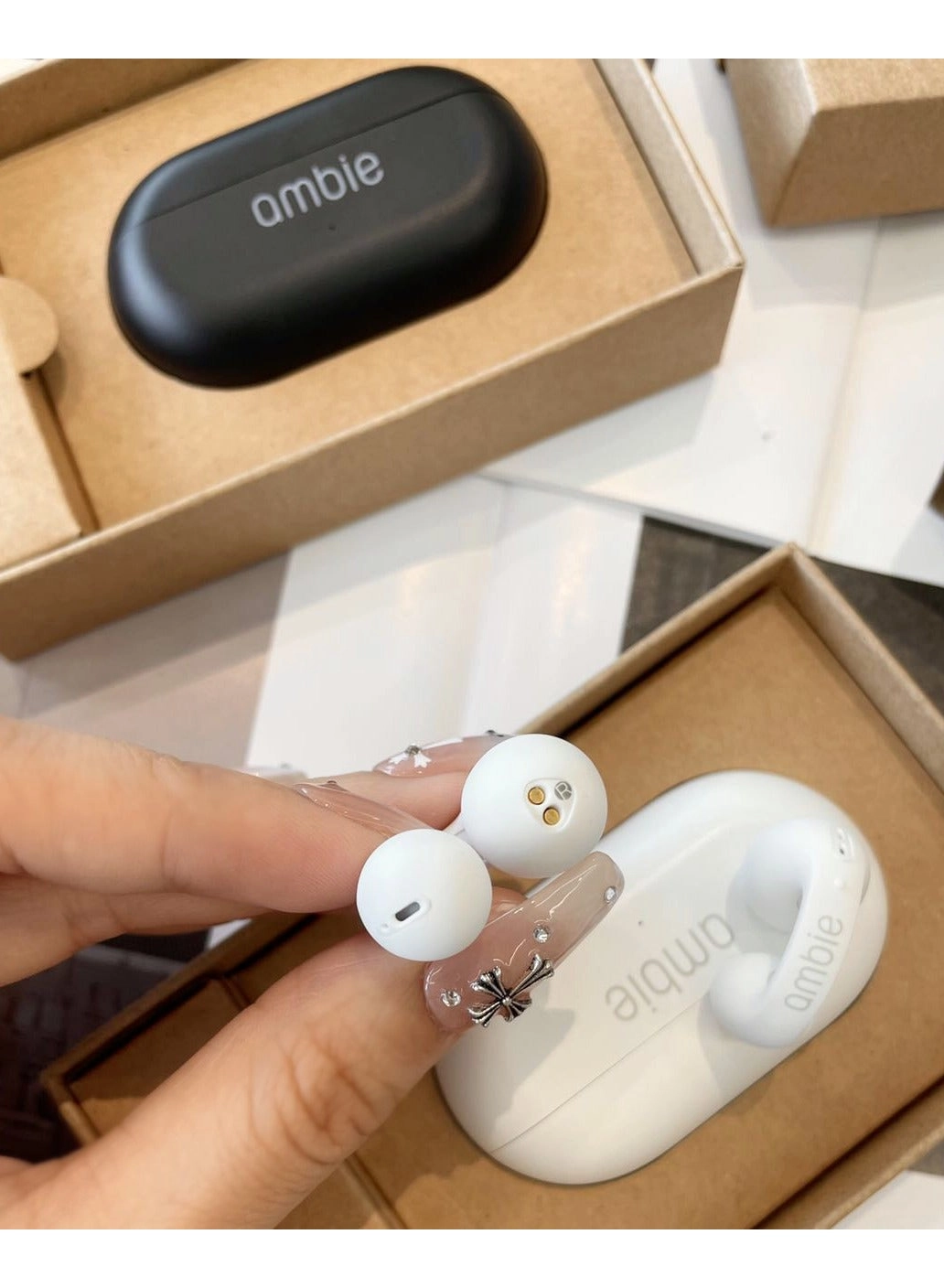 AM-TW01 Wireless Earphone