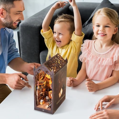 DIY Book Nook Kit - detective agency