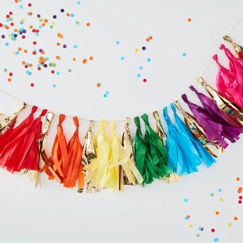 Tassel Garland - 16 Pieces