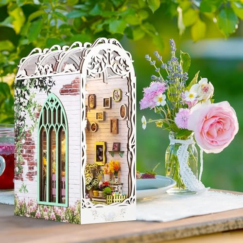 Book Nook - Floral 1:12