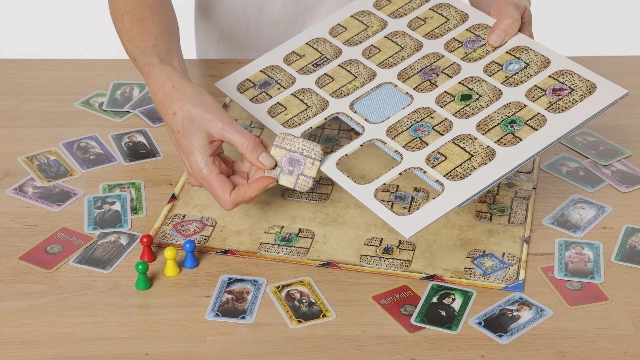 Harry Potter Labyrinth Puzzle (26031) - 63 pcs