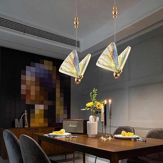 REMBO BUTTERFLY HANGING
