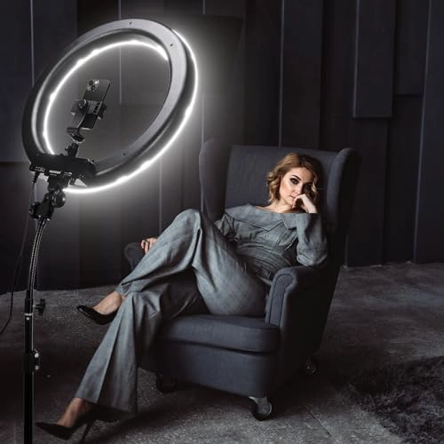 RL-18-inch - 3200-5600K Stand Included