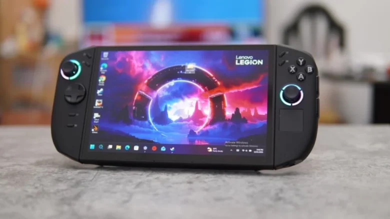 Review: Lenovo Legion Go 2 Gaming Handheld