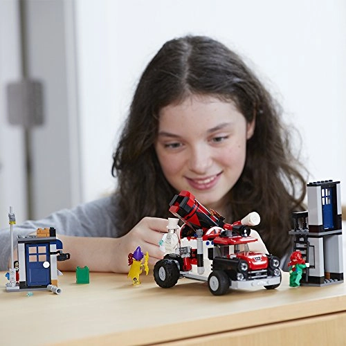 BATMAN Harley Quinn Cannonball Attack (70921)