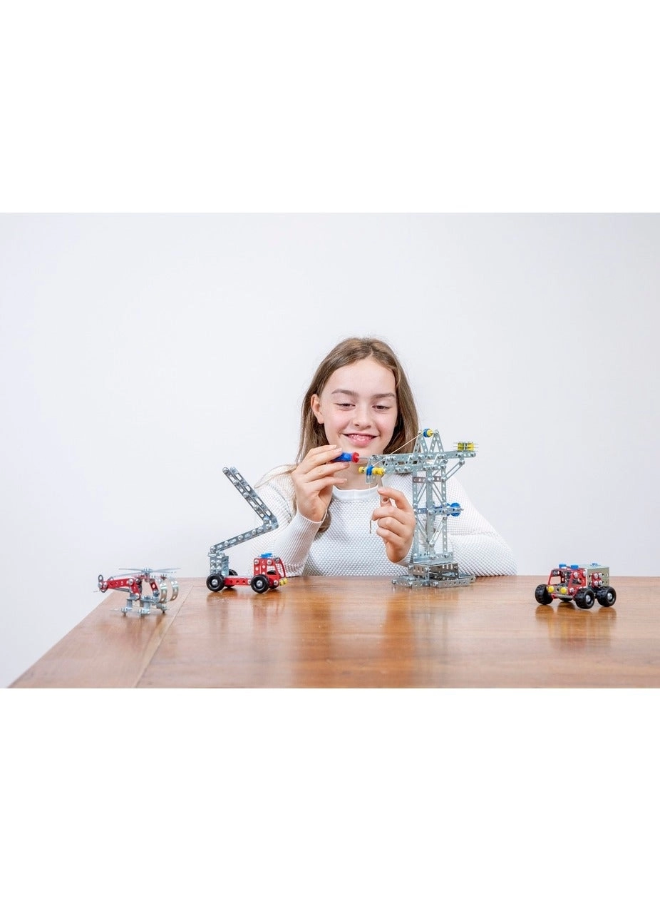 Fire Truck Metal Building Kit - 180 pcs for ages 8+