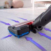 360° suction nozzle captures dust and dirt from all sides