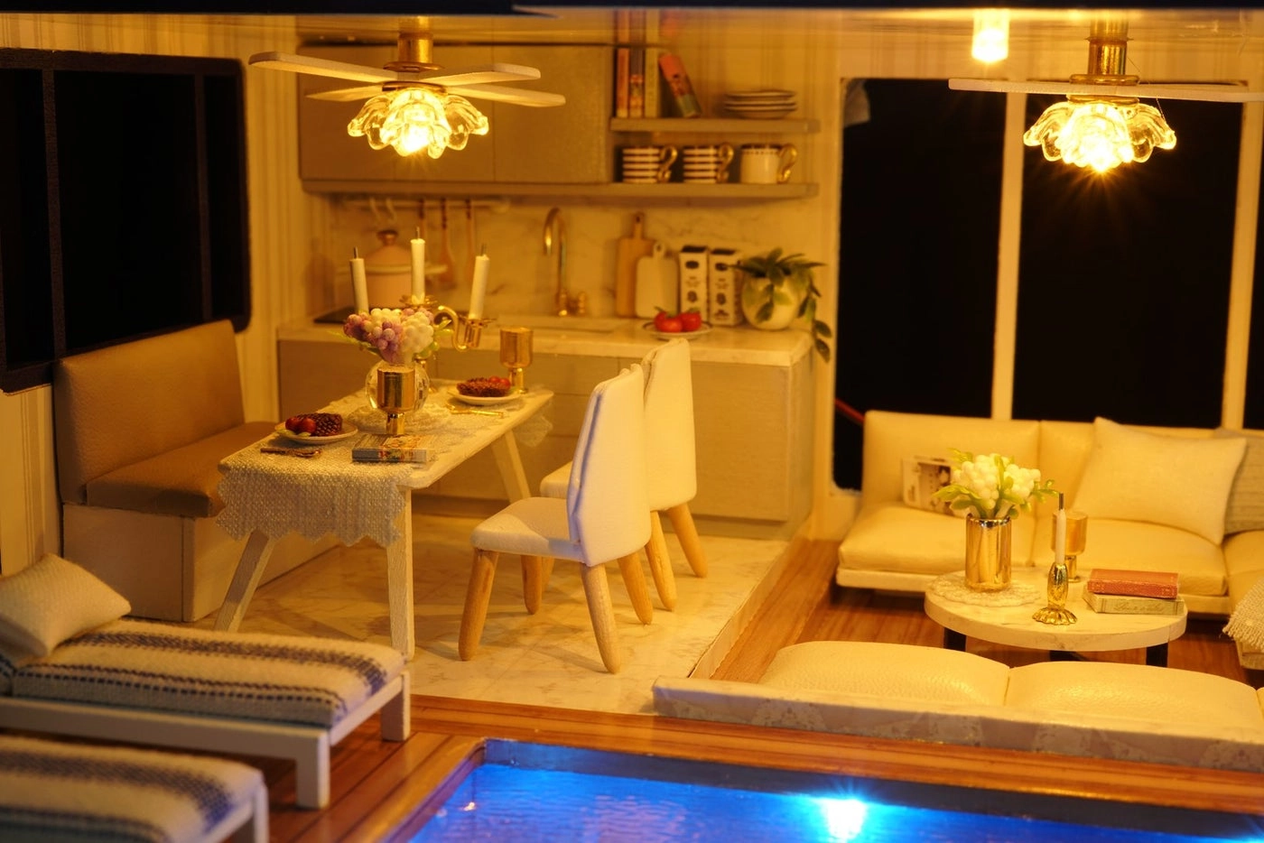 DIY Miniatures Dollhouse Kit - 1:24