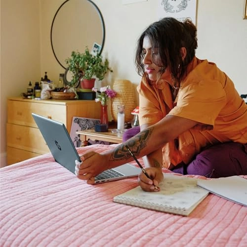 Essential 15 15-fd0130wm - 15.6'' Core i3-N305 16GB DDR4 512GB SSD + UC310 - 64GB