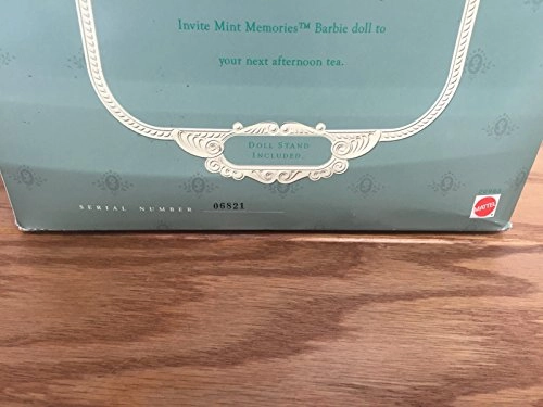 Barbie Mint Memories - Porcelain Limited Edition Ages 14+