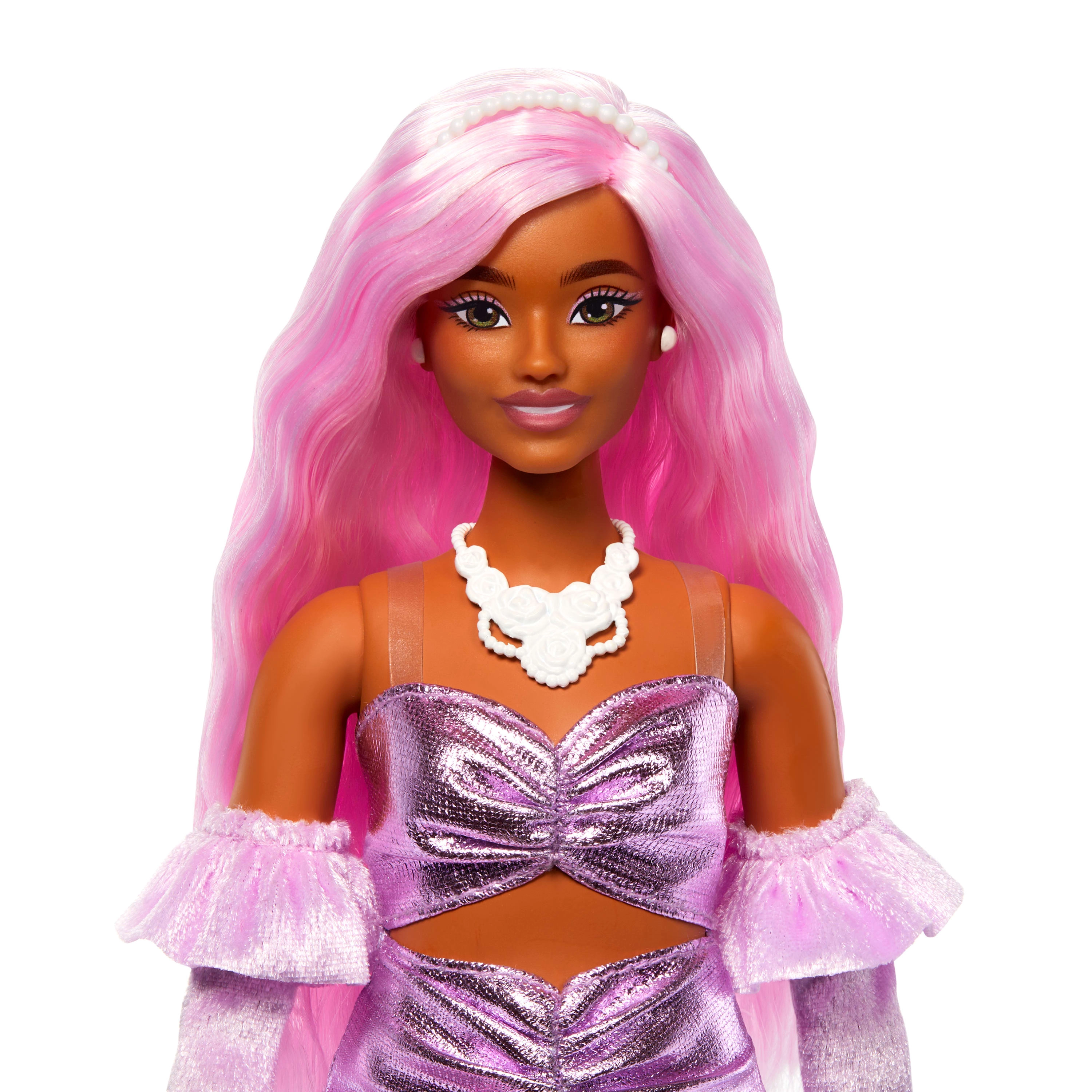 Barbie Deluxe Style Barbiecore Outfit - 29.5 cm Pink Hair Ages 4+