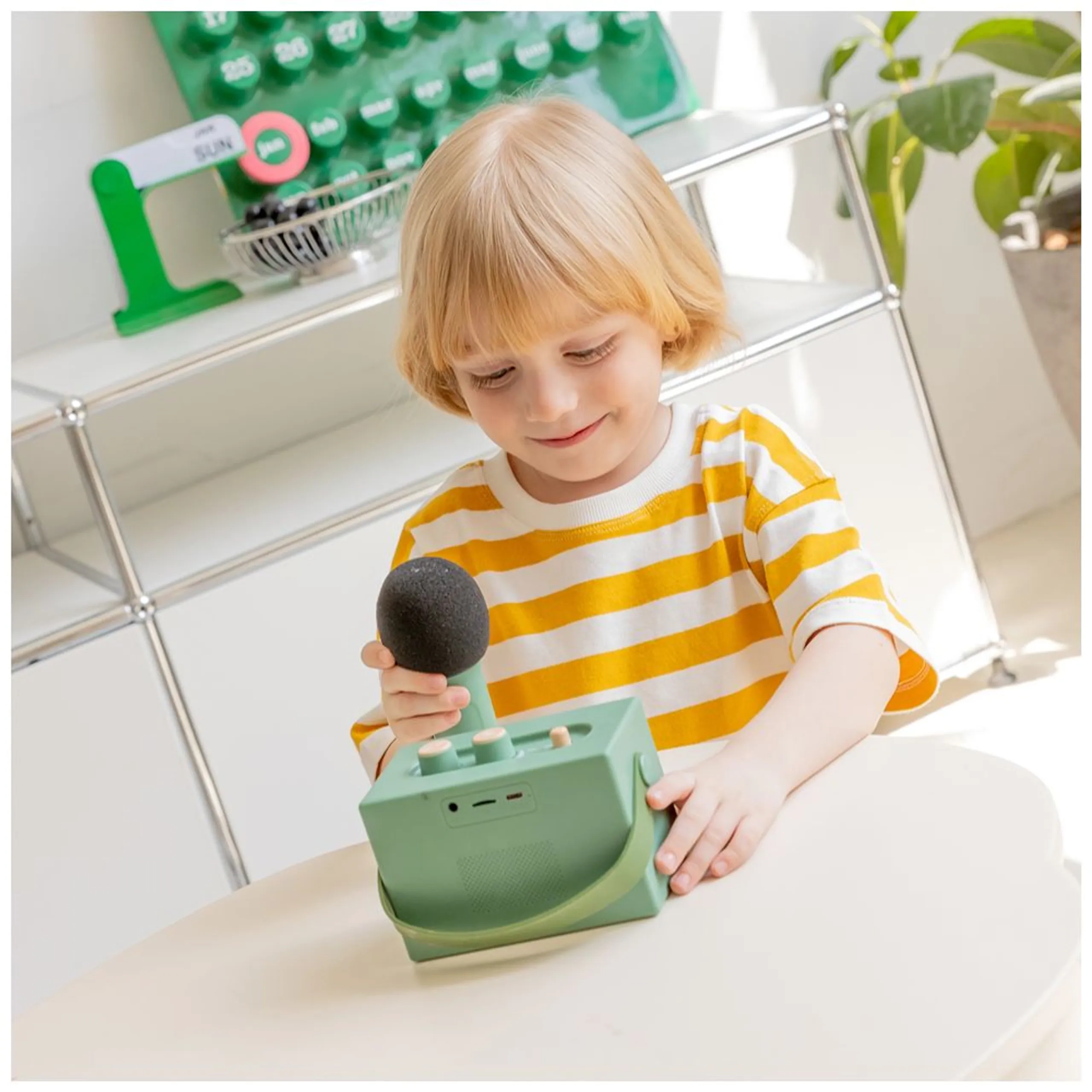 Mini Retro Tunes Karaoke Machine - 3 years+