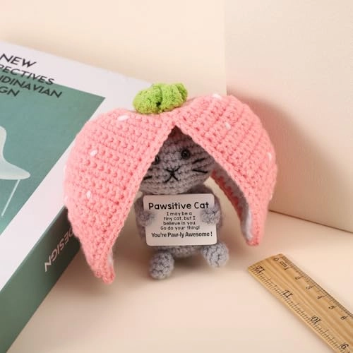 Strawberry Cat 13 cm Crochet